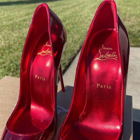 New Christian Louboutin So Kate Psychic Red Heels - Picture 2 of 10